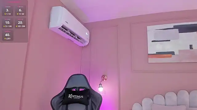 Snapshot of mara_brooks chatting on October 2025 06:51:02 PM mara brooks online show from October 2025 06:51:02 PM