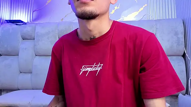 Snapshot of kendalltaylorr chatting on October 2025 01:18:01 PM kendalltaylorr online show from October 2025 01:18:01 PM