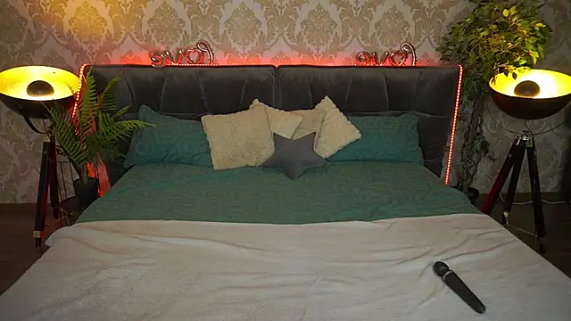 Snapshot of ArianaDarkk chatting on March 2025 12:04:01 AM ArianaDarkk online show from March 2025 12:04:01 AM