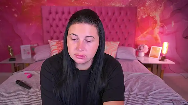 Snapshot of ArianaDarkk chatting on September 2025 04:23:02 PM ArianaDarkk online show from September 2025 04:23:02 PM