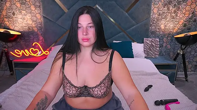 Snapshot of ArianaDarkk chatting on October 2025 07:57:02 PM ArianaDarkk online show from October 2025 07:57:02 PM