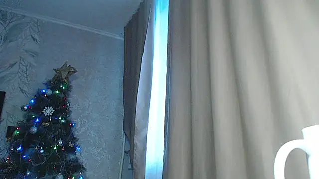 Snapshot of MelissaXKinky chatting on December 2024 03:32:01 AM MelissaXKinky online show from December 2024 03:32:01 AM