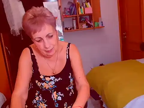 Victoria5643 online show from December 2024 08:17:01 PM