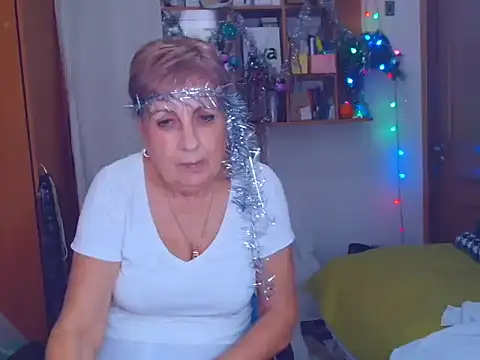 Victoria5643 online show from December 2024 11:28:01 PM