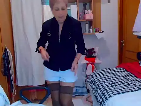 Victoria5643 online show from March 2025 08:32:02 PM