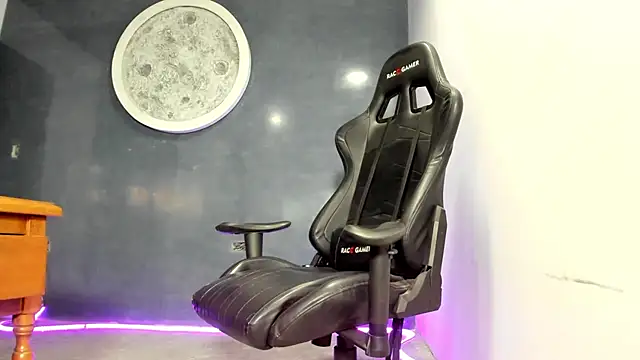 Bryan Bronx online show from January 2025 11:17:01 PM