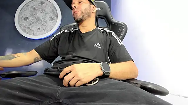 Bryan Bronx online show from February 2025 10:31:02 PM