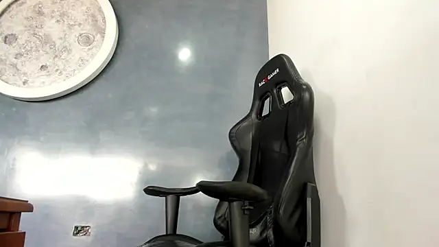 Bryan Bronx online show from September 2025 01:24:02 PM