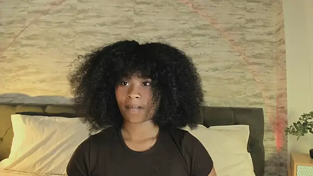 Anneth  M online show from September 2025 07:37:02 PM