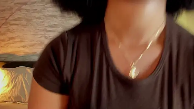 Anneth  M online show from October 2025 07:33:02 PM