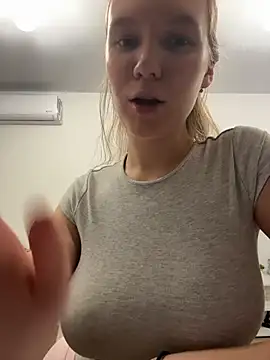 Snapshot of Ketitull chatting on March 2026 06:56:01 PM Ketitull online show from March 2026 06:56:01 PM