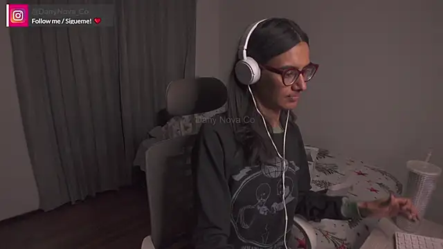 DanyNova Co online show from December 2024 05:11:02 AM