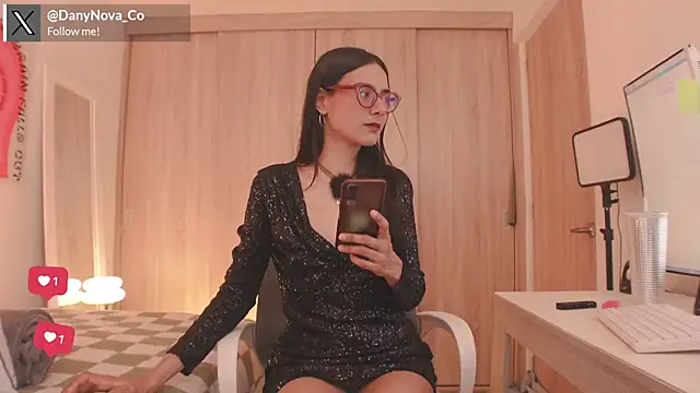 DanyNova Co online show from April 2026 09:17:02 PM