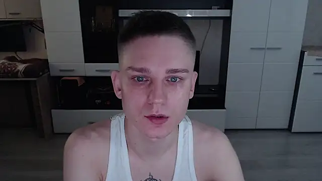 Snapshot of angryzan chatting on October 2025 04:46:02 AM angryzan online show from October 2025 04:46:02 AM