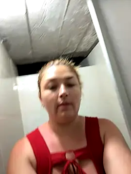 Sofia Queen17 online show from October 2025 01:17:02 AM