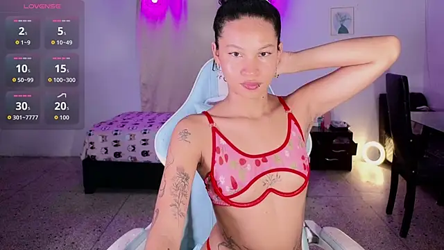 Peggy Funn online show from October 2025 12:08:01 AM