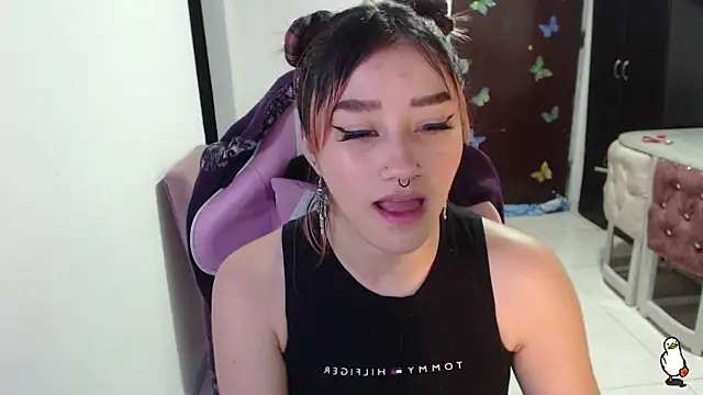 littleangel1 m online show from October 2025 09:34:02 PM