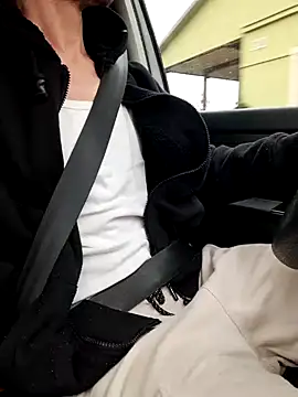 Zeefy online show from December 2024 10:08:01 AM