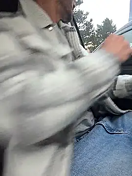 Zeefy online show from December 2025 01:39:02 PM