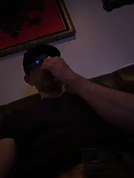 hailzeffn online show from April 2026 07:36:01 AM