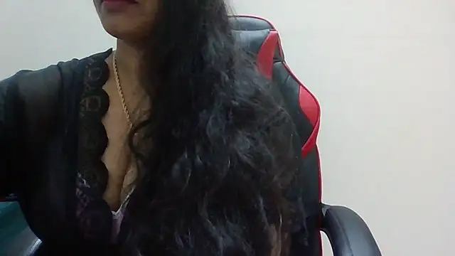 Mystic-Anu online show from December 2024 04:06:01 PM