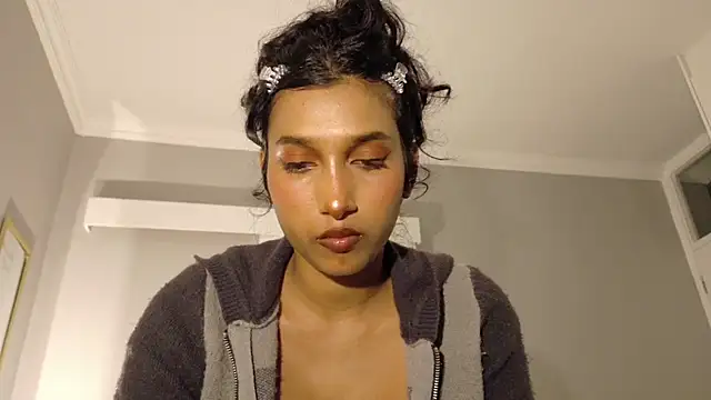 kawaiibabypie1 online show from June 2026 04:50:01 PM