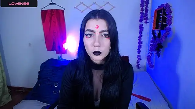 Snapshot of sophy_rock chatting on January 2025 08:11:02 PM sophy rock online show from January 2025 08:11:02 PM