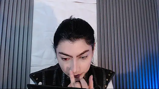 Snapshot of sophy_rock chatting on September 2025 02:39:02 PM sophy rock online show from September 2025 02:39:02 PM