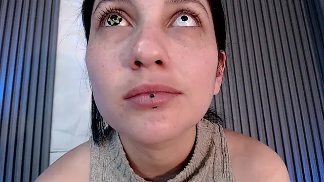 Snapshot of sophy_rock chatting on September 2025 03:16:02 PM sophy rock online show from September 2025 03:16:02 PM