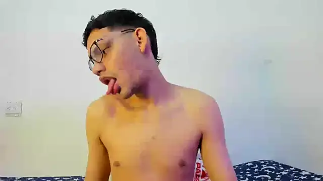 Diego-Monsalve online show from October 2025 09:43:02 PM