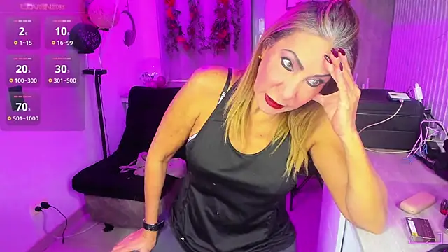  cristal ayala online show from July 2026 11:37:01 PM