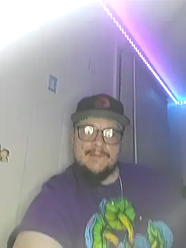 Snapshot of Spunonymous chatting on March 2025 04:24:02 AM Spunonymous online show from March 2025 04:24:02 AM
