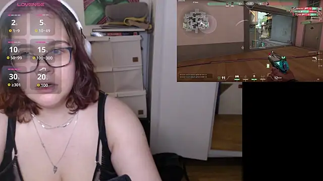 playvalorantwithmenow online show from October 2025 01:39:01 AM