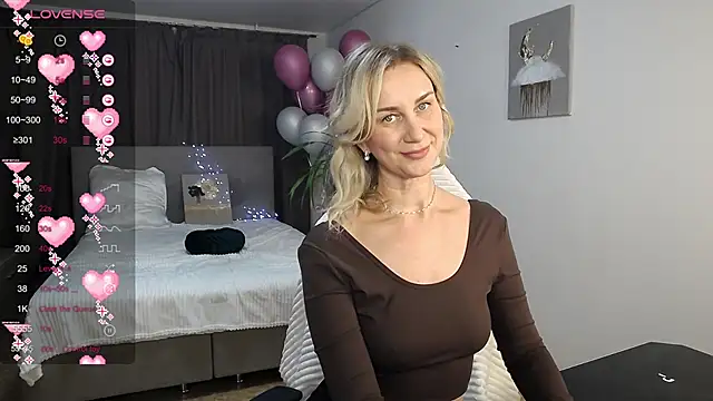 Snapshot of Vanessa_Nowak chatting on February 2025 04:21:01 PM Vanessa Nowak online show from February 2025 04:21:01 PM