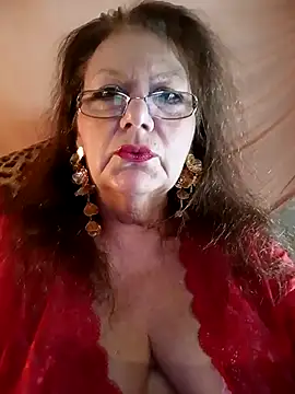 Snapshot of Snezhana chatting on October 2025 03:53:01 PM Snezhana online show from October 2025 03:53:01 PM