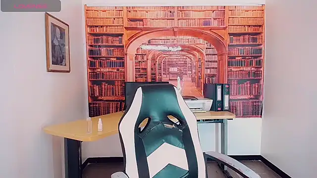 khiara moretti online show from February 2025 07:31:02 PM