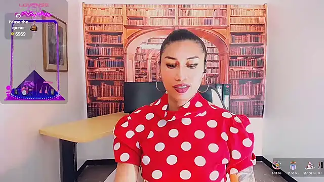 khiara moretti online show from February 2025 01:36:01 AM