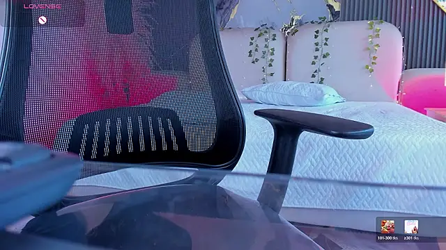 Agathaargent  online show from March 2026 02:10:01 PM