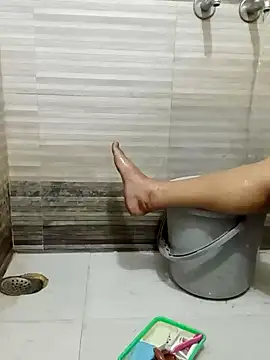 Snapshot of Shoni__ chatting on December 2024 08:44:02 AM Shoni online show from December 2024 08:44:02 AM