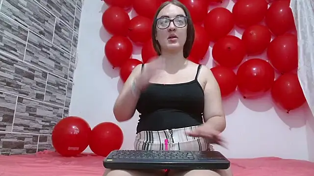 Venus Santana online show from February 2026 04:48:01 PM