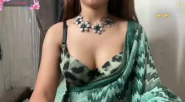 Royal girl 1 online show from December 2024 08:21:02 PM