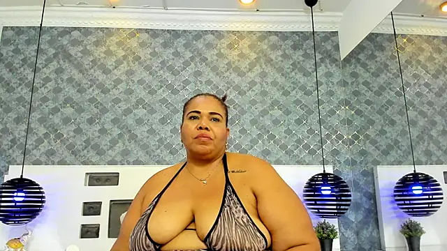 Snapshot of AshleyGrahams chatting on January 2025 06:54:01 AM AshleyGrahams online show from January 2025 06:54:01 AM