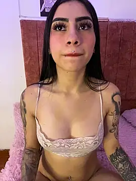 Snapshot of Bunny_sexy01 chatting on February 2025 01:43:01 AM Bunny sexy01 online show from February 2025 01:43:01 AM