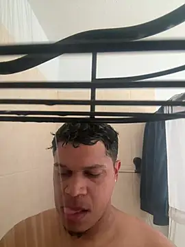 christian0009 online show from August 2026 10:33:02 PM