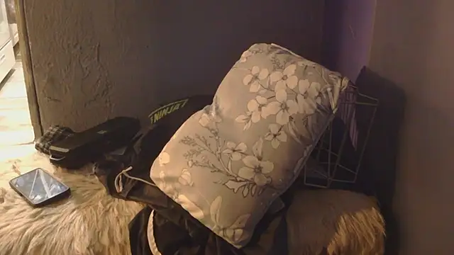 Snapshot of watermellonpussy chatting on October 2025 09:08:01 AM watermellonpussy online show from October 2025 09:08:01 AM