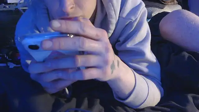 Snapshot of watermellonpussy chatting on October 2025 01:12:02 PM watermellonpussy online show from October 2025 01:12:02 PM