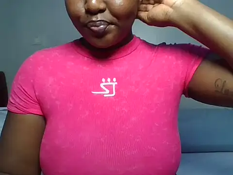 Snapshot of sweetbebby chatting on March 2026 09:56:02 AM sweetbebby online show from March 2026 09:56:02 AM