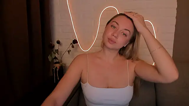 DanielaWisse online show from December 2024 10:01:02 PM