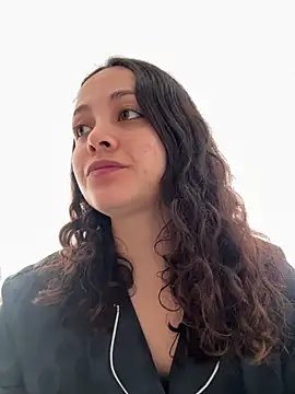 Megan Rodrigo online show from June 2026 01:12:01 PM
