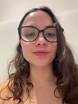 Megan Rodrigo online show from June 2026 05:09:01 AM